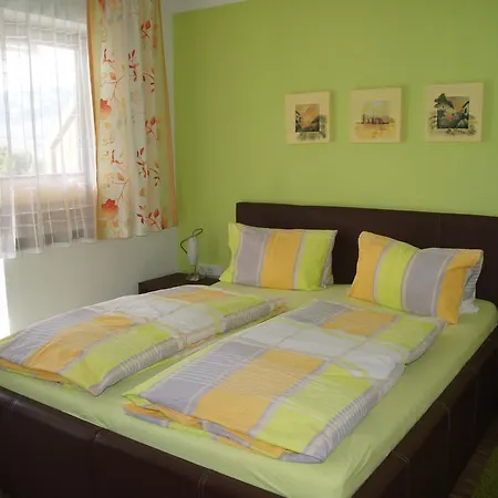 Felix Apartmán *