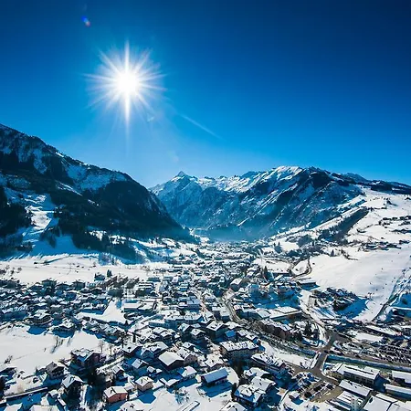 Felix *